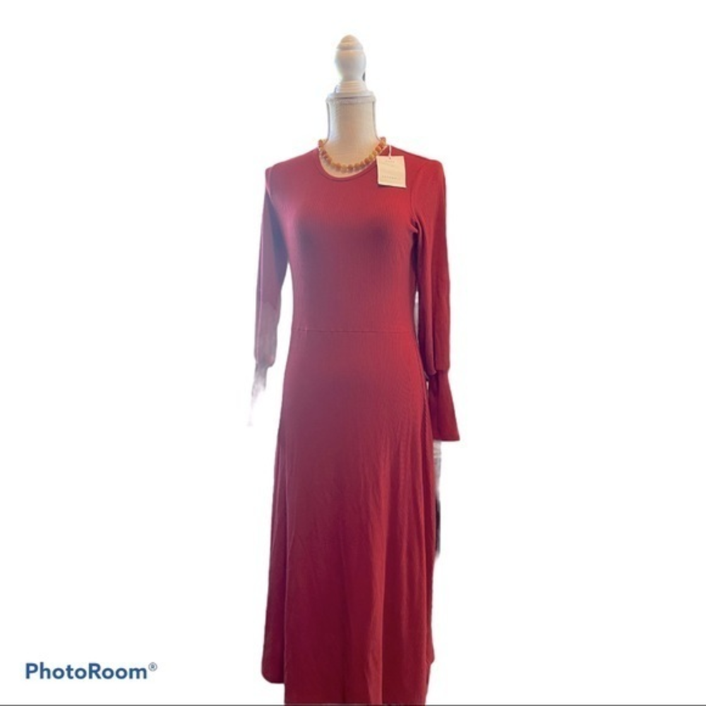Free‎ Assembly Red Dress Size small maxi long sleeve elastic wrist stretchy